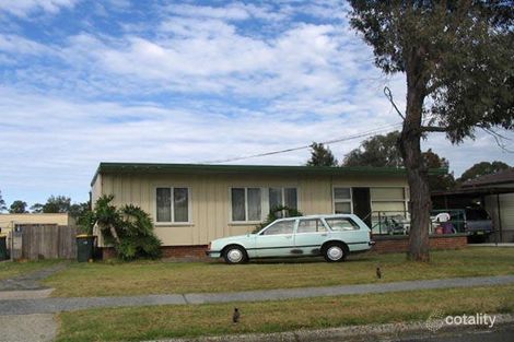 39 Benaud Cres, Warilla, NSW 2528