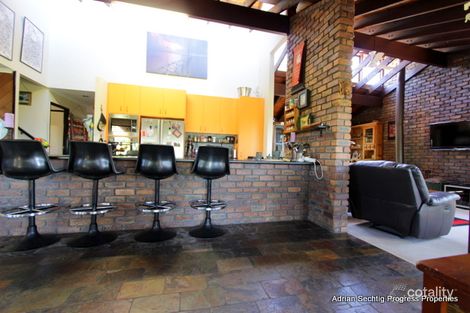 Property photo of 59 Coleman Crescent Springwood QLD 4127