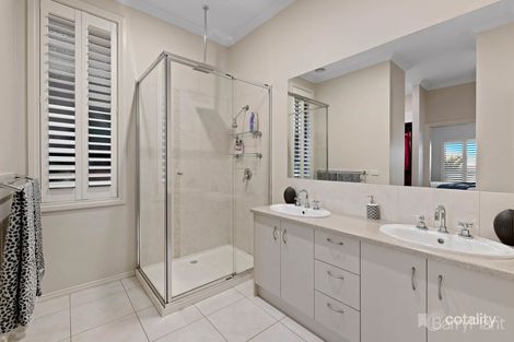 Property photo of 38 Highland Drive Pakenham VIC 3810