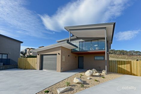 358 Carella St, Tranmere, TAS 7018