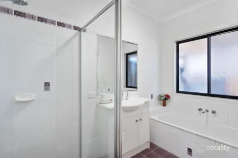 Property photo of 13 Wanderer Crescent Springfield Lakes QLD 4300