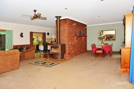 Property photo of 12 Sunrise Gully Road Kangaroo Flat VIC 3555
