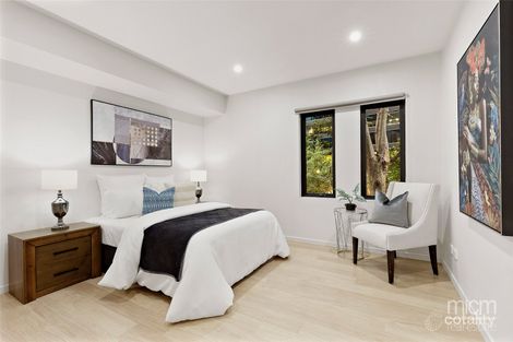 Property photo of 83/1 Riverside Quay Southbank VIC 3006