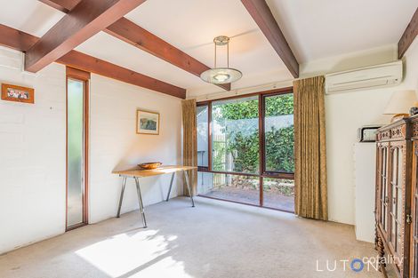 Property photo of 25 Laseron Place Mawson ACT 2607