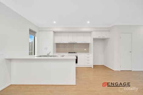 Property photo of 96 Connaught Road Tarneit VIC 3029