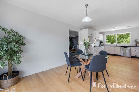 Property photo of 9 Linlithgow Way Melton West VIC 3337
