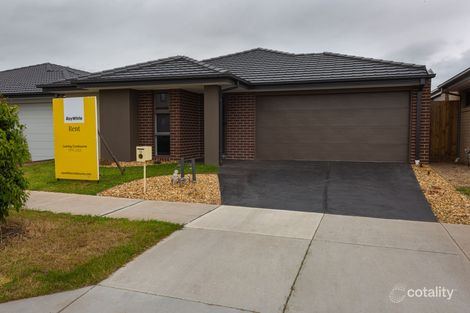 Property photo of 12 Millicent Parade Officer VIC 3809