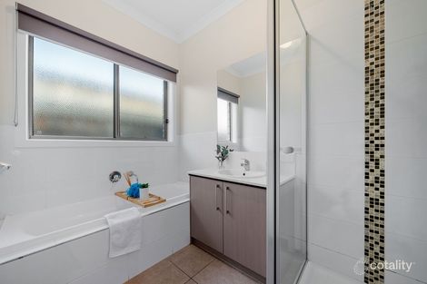 Property photo of 24 Radman Street Epping VIC 3076