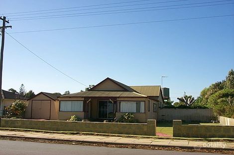 208 Arcadia Dr, Shoalwater, WA 6169