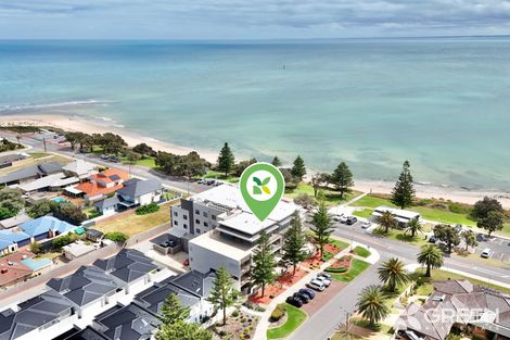 2/11 Halls Head Pde, Halls Head, WA 6210