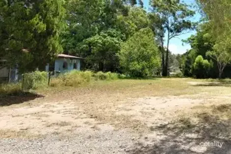 13 Cambridge Rd, Russell Island, QLD 4184