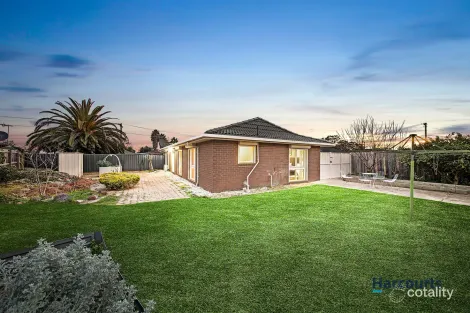 Property photo of 27 Kramer Street Werribee VIC 3030