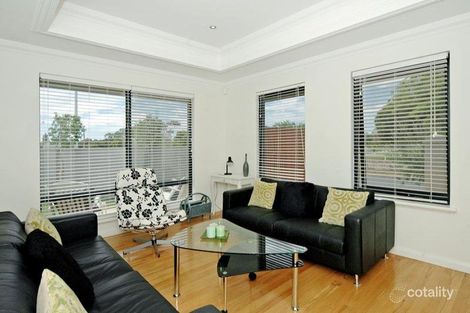 Property photo of 18B Warringah Close Kallaroo WA 6025