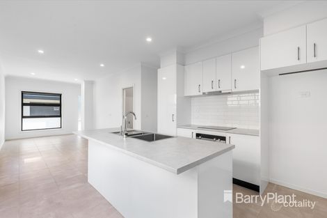 Property photo of 51E Orinoco Chase Werribee VIC 3030