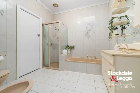 Property photo of 138 East Street Hadfield VIC 3046