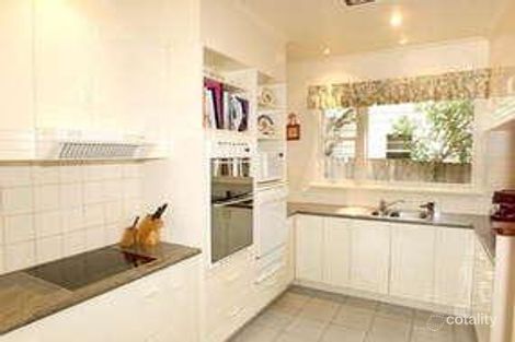 Property photo of 4 Fernery Grove Newtown VIC 3220