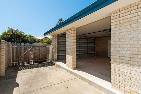Property photo of 4 Eucalypt Close Singleton WA 6175