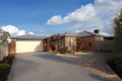 10 Balinga Dr, Skye, VIC 3977