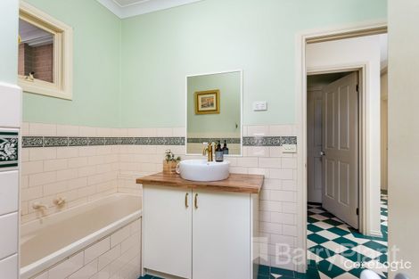 Property photo of 70A Seabrook Boulevard Seabrook VIC 3028