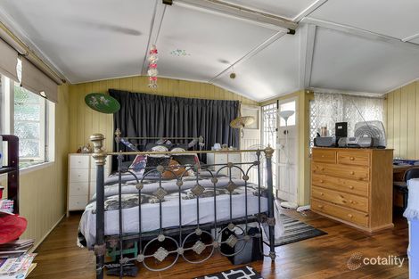 Property photo of 17 Gamelin Crescent Stafford QLD 4053