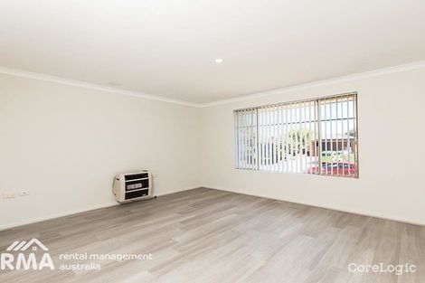 Property photo of 10 Wirrah Way Warnbro WA 6169