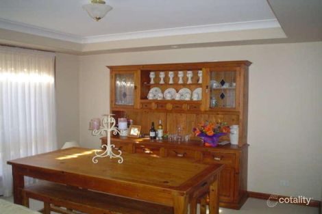 Property photo of 8 Strathmore Place Glen Alpine NSW 2560