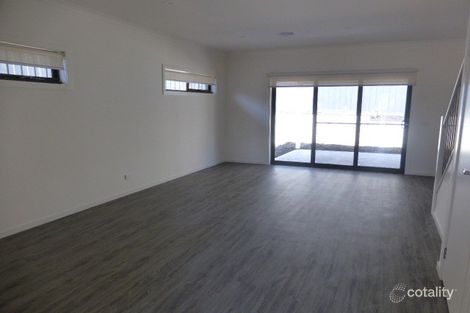 Property photo of 10 William Dabb Terrace Croydon VIC 3136