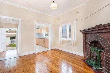 Property photo of 10 Willunga Avenue Earlwood NSW 2206