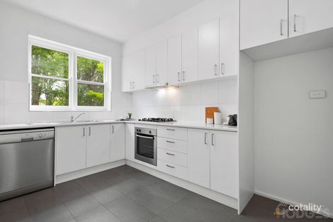 Property photo of 1/24 Mathoura Road Toorak VIC 3142