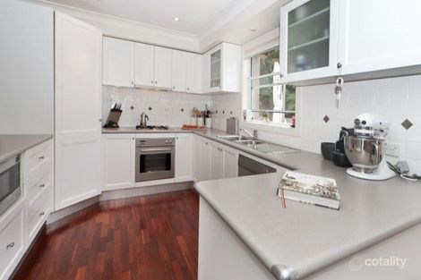 Property photo of 16 Gibson Place Chifley NSW 2036