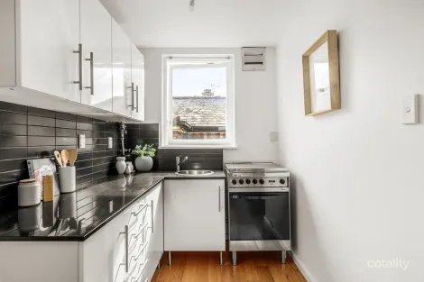 Property photo of 3/10 Gurner Street St Kilda VIC 3182