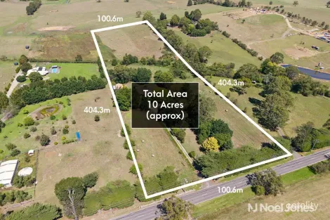 Property photo of 13 Paynes Road Chirnside Park VIC 3116