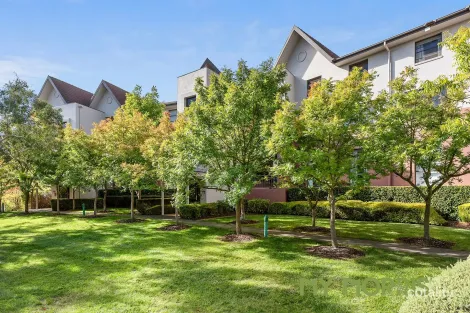 Property photo of 13/2 Eldridge Crescent Garran ACT 2605