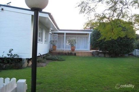 Property photo of 19 Darvall Street Taringa QLD 4068