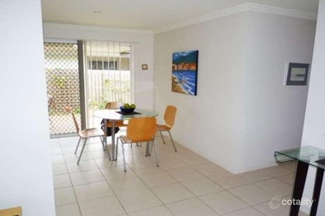 Property photo of 1/78 Pembridge Circuit Urraween QLD 4655