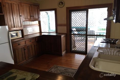 Property photo of 3 Kingfisher Parade Toogoom QLD 4655
