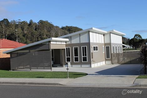 6 Waterford Dr, Sulphur Creek, TAS 7316