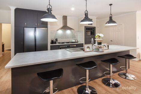 Property photo of 6 Beachgrove Place Geographe WA 6280