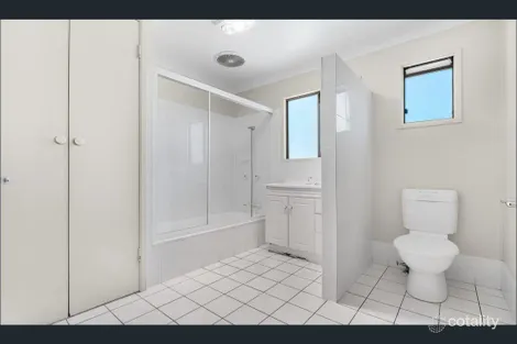 Property photo of 25 Beenwerrin Crescent Capalaba QLD 4157