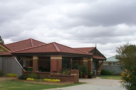 9 Banjo Cl, Seville Grove, WA 6112