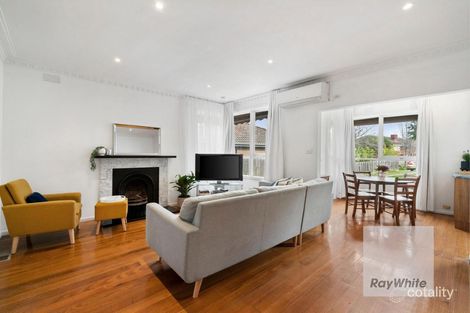 Property photo of 14 Regis Court Watsonia VIC 3087