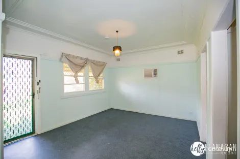 Property photo of 8 Yarravel Street South Kempsey NSW 2440