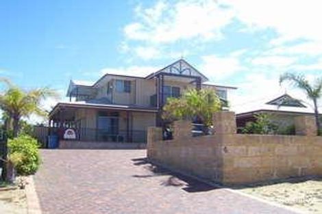 4 Bygrave Dr, Port Denison, WA 6525