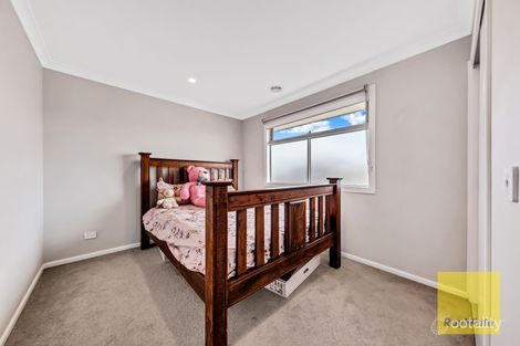 Property photo of 23 Implexa Drive Tarneit VIC 3029