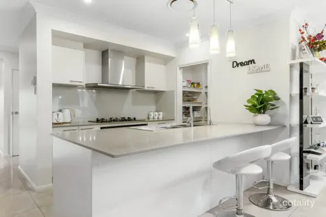Property photo of 27 Oxenham Circuit Augustine Heights QLD 4300