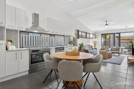 Property photo of 4 Kimberly Park Way Fitzgibbon QLD 4018