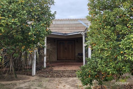 Property photo of 14 Cardwell Road York WA 6302