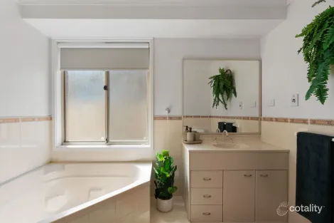 Property photo of 36 Elderberry Avenue Worrigee NSW 2540