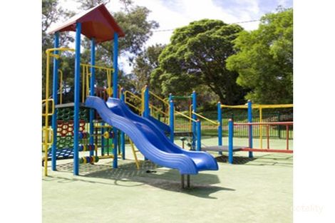 Property photo of 4 Campine Street Spring Farm NSW 2570