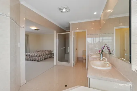 Property photo of 53 Bramwell Road Noranda WA 6062